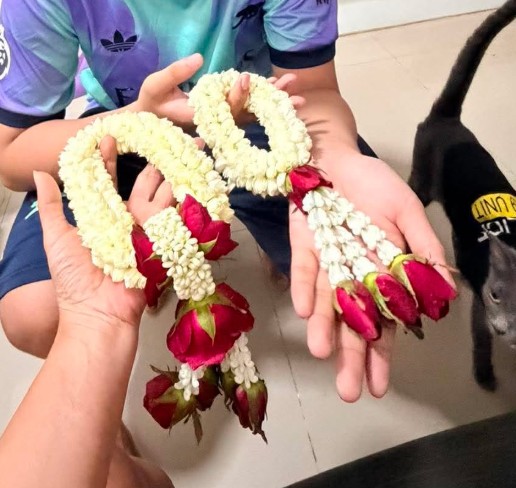 พวงมาลัยสำหรับแม่